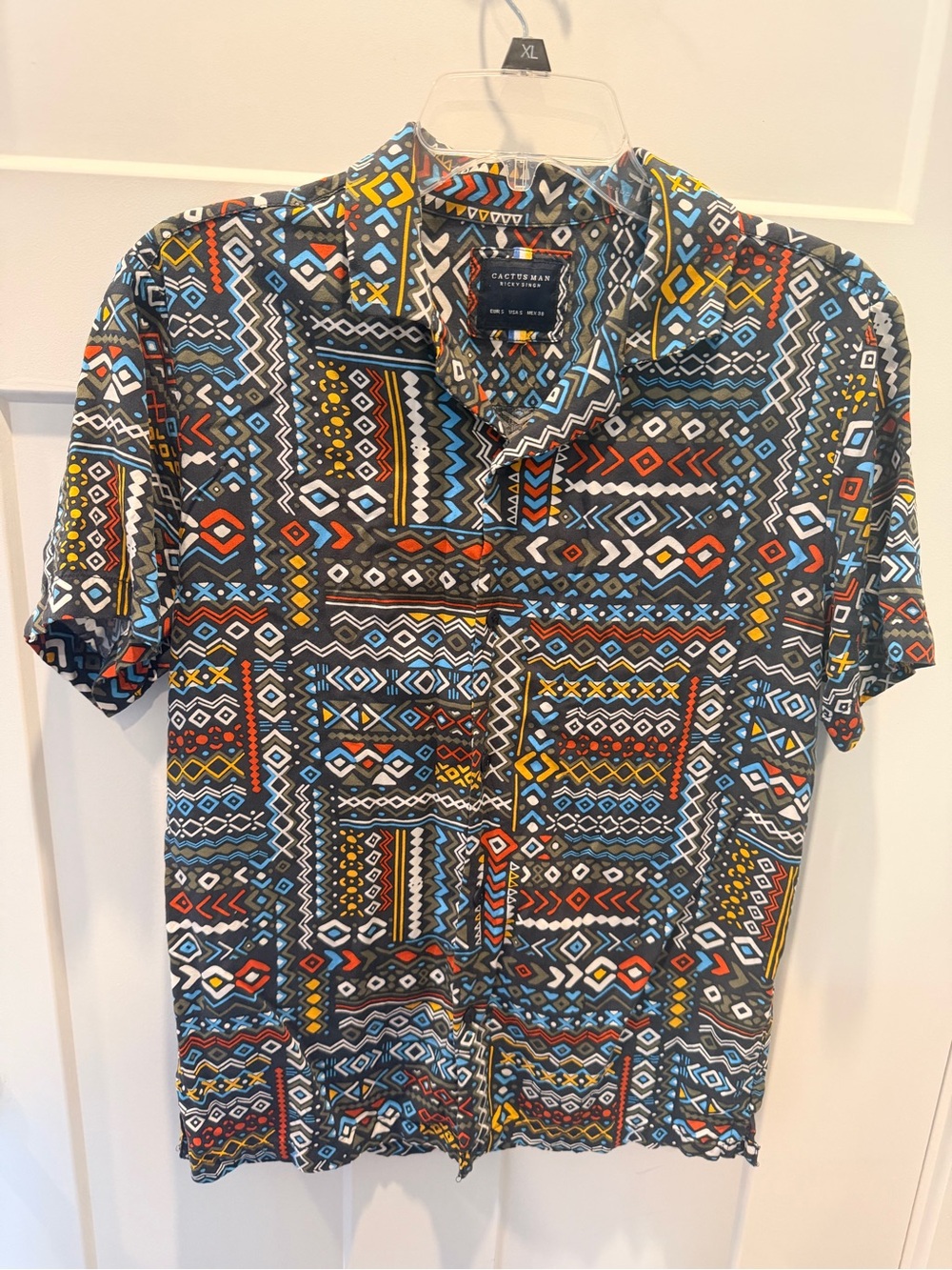 Cactus Man Ricky Singh Geometric Viscose Resort Shirt Men’s Small